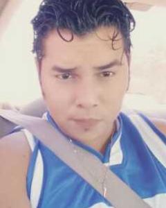 Man, 32. Deso503