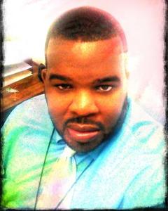 Man, 41. Lookinghinlo