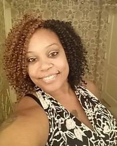 Woman, 52. Caramel14U