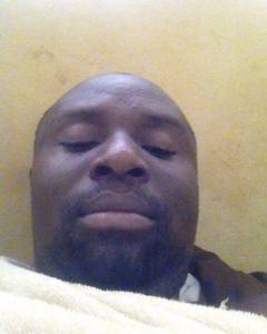 Man, 48. Papaporona