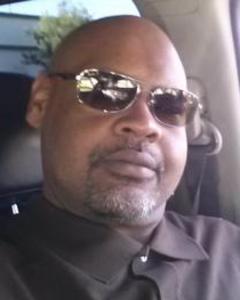 Man, 50. noloses