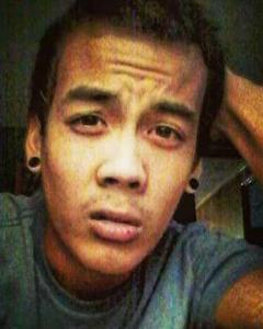 Man, 30. Hawaiian_G6247