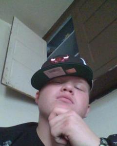 Man, 32. 6ig6oss74