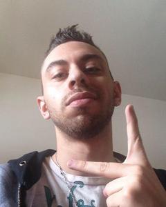 Man, 33. Sancho918282