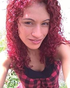 Woman, 33. anatheoneandon