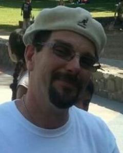 Man, 52. Snakeman702627