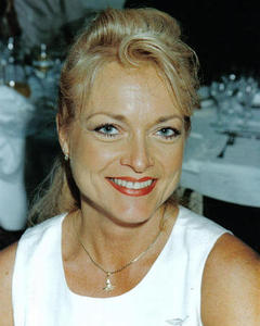 Woman, 57. essentialeduca