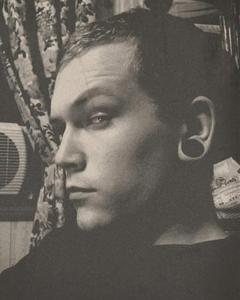 Man, 33. Drummerboy2616
