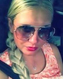 Woman, 42. KariLove