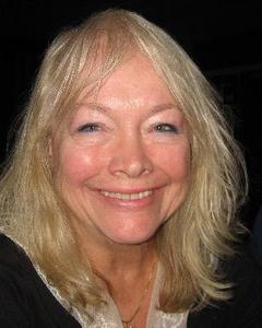 Woman, 72. Mzbhavn