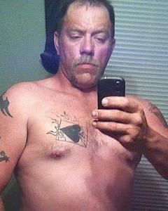 Man, 49. Rj0072870