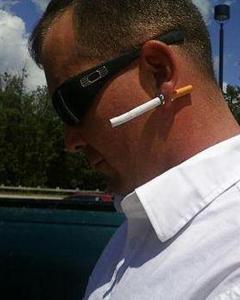 Man, 44. Superstam