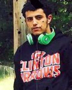 Man, 29. Arab_money0756