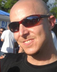 Man, 48. Elwap