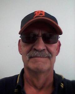 Man, 70. Horny3100