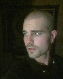 Man, 39. Es_Cott