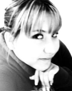 Woman, 34. italee