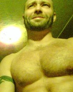 Man, 48. O_LONGO_DONGO_