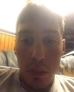 Man, 32. Cnwren