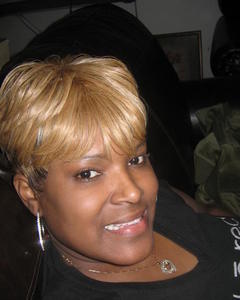 Woman, 54. MRZTHANG410