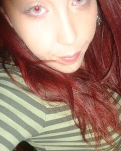 Woman, 31. LovelyRed4916