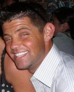 Man, 46. Comelous