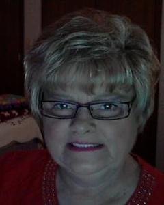 Woman, 70. Debbie573