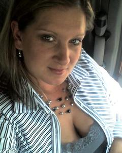 Woman, 47. APR1NC3SS