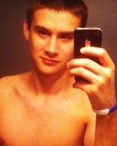 Man, 30. Mikeengle