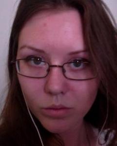 Woman, 31. Ezzie7102