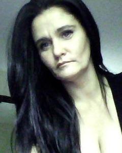 Woman, 52. 2hot2handl7849