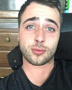 Man, 31. Darrenkb