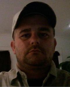 Man, 48. Lee19776257
