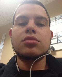 Man, 33. Carlos910640