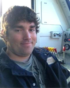 Man, 34. Busyworkin
