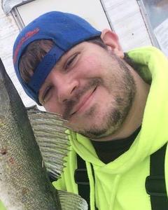 Man, 37. IceFisherm4824
