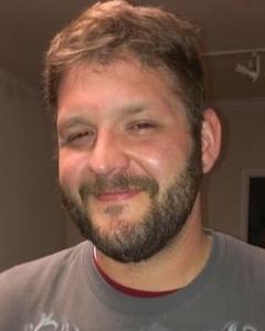 Man, 42. trumony