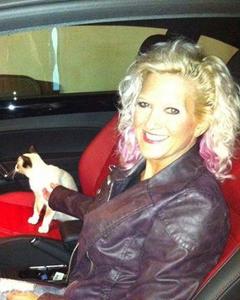 Woman, 54. Blondenator