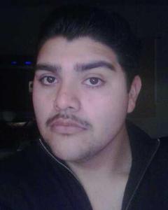 Man, 30. isai8658