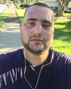 Man, 40. manole