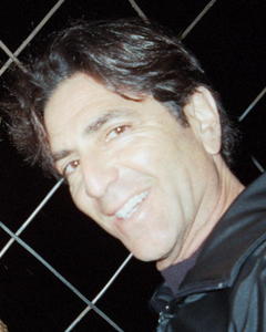 Man, 54. goldera