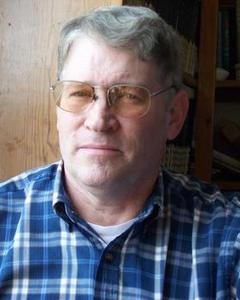 Man, 70. Hornyexhuband