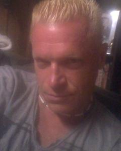 Man, 48. satizfyU