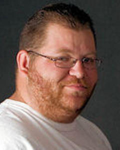 Man, 41. kviper