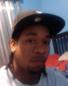 Man, 35. portray