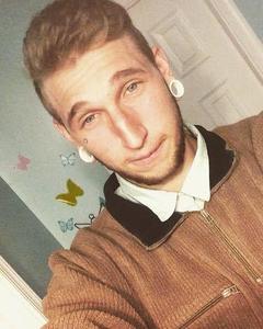 Man, 31. Danny50366837