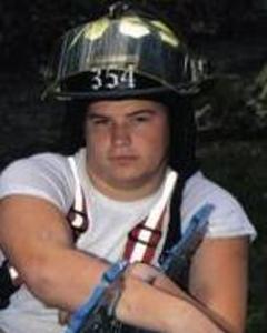 Man, 37. firefighte306