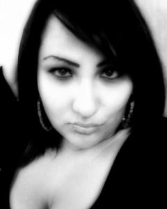 Woman, 46. 73345353