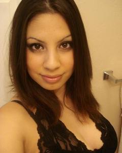 Woman, 43. f_sarah74