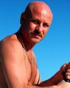 Man, 62. jeepmaniac